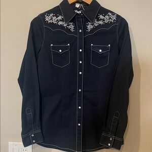 Rock 47 Women's Embellished Western Snap Shirt with Silver Floral Detail Small